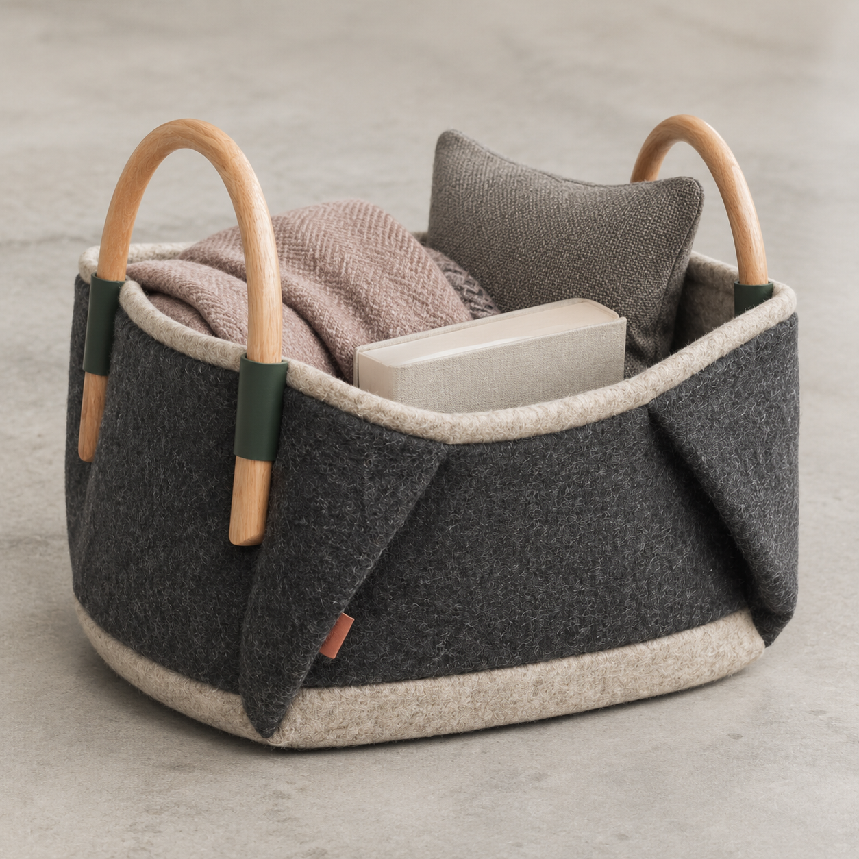 HearthCarry Living Basket
