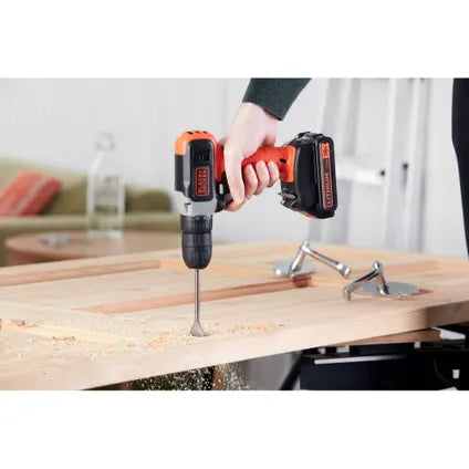 Perceuse-visseuse Black+Decker BCD001C2-QW - 18V - (2x 1,5Ah)