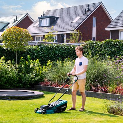 Tondeuse À Gazon Sans Fil 40v - Sans Balais À Charbon - 33cm – Hauteur De Coupe Réglable – 2x Batteries 2.0ah Et Chargeu