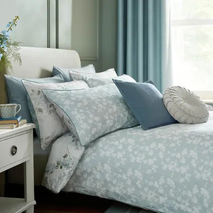 Housse De Couette Laura Ashley Pour Lit En 140 Mirabelle Pale Seaspray 200 X 200cm Bleu