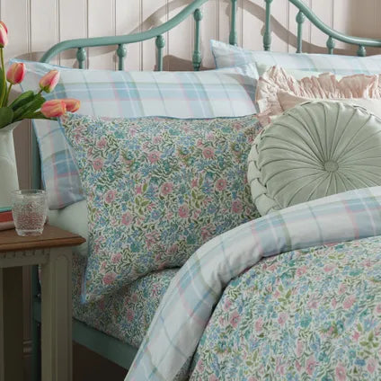 Housse De Couette Laura Ashley Pour Lit En 140 Sherston Powder Blue 200 X 200cm Bleu, Rose, Vert